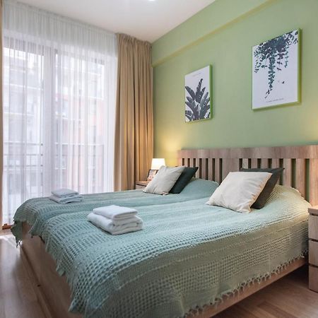 Gg Home - Cozy 2-Bedroom Apartment On Givi Kartozia Tbilisi Exterior photo
